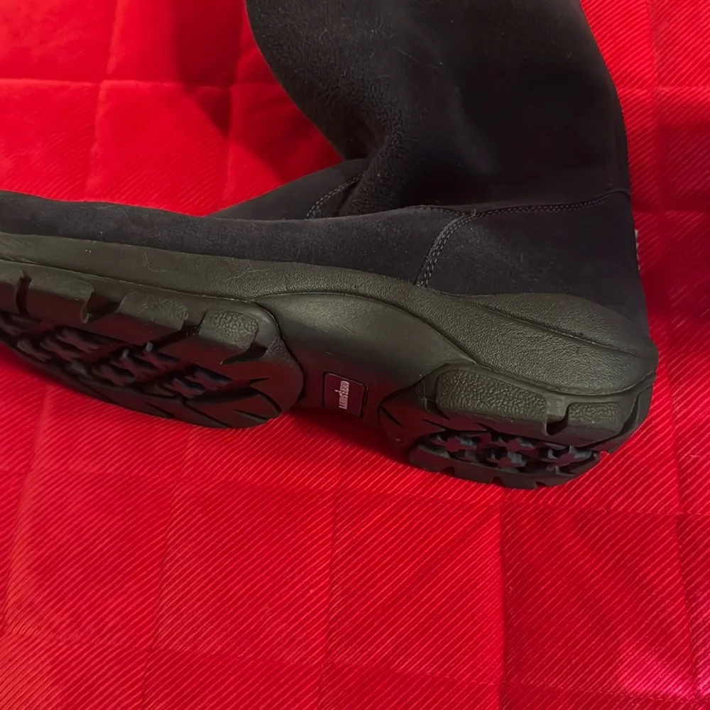 Land’s End Men’s Navy Blue Winter Boots with Back Zippers